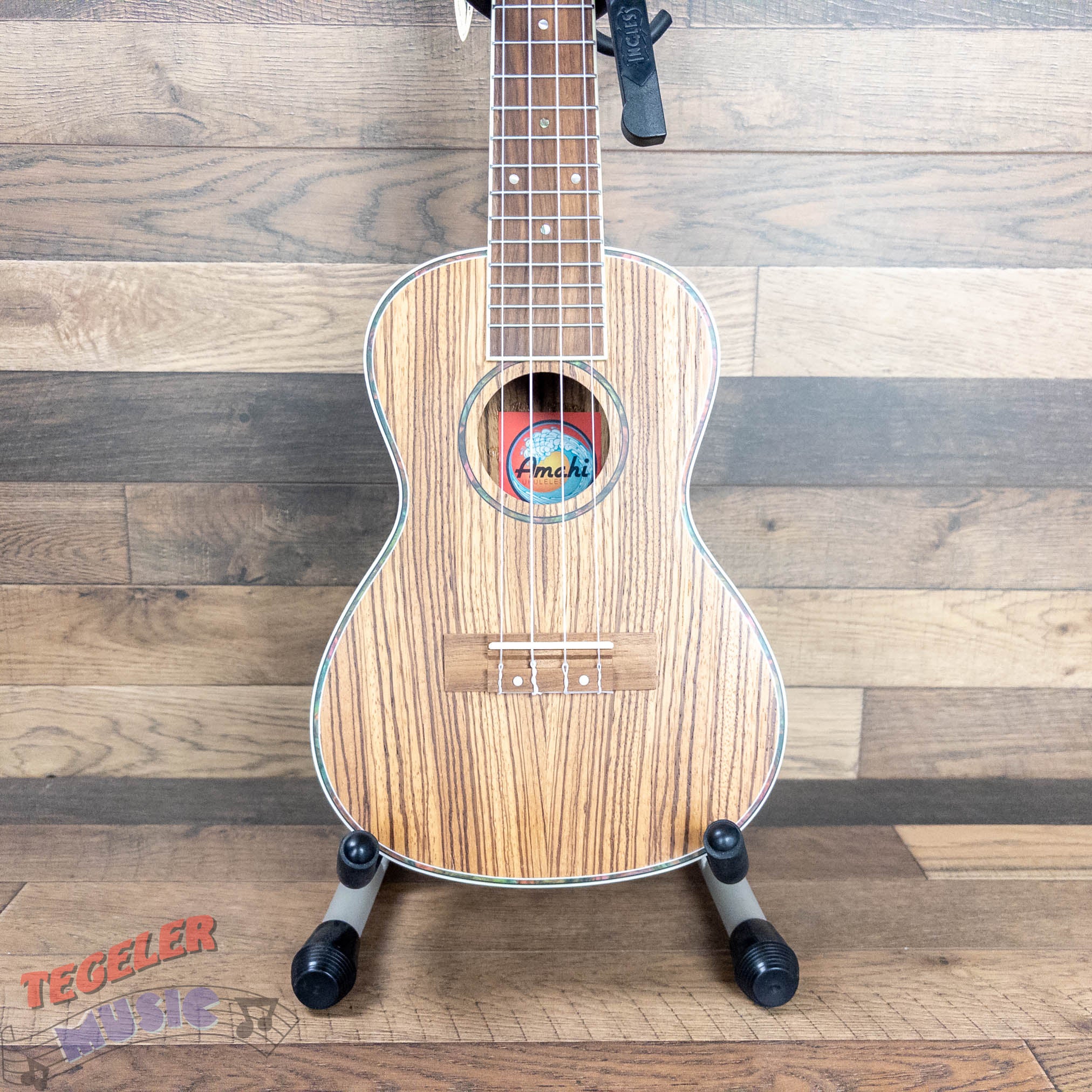 Amahi UK330C Classic Zebrawood Concert Ukelele w/Bag, Satin Finish