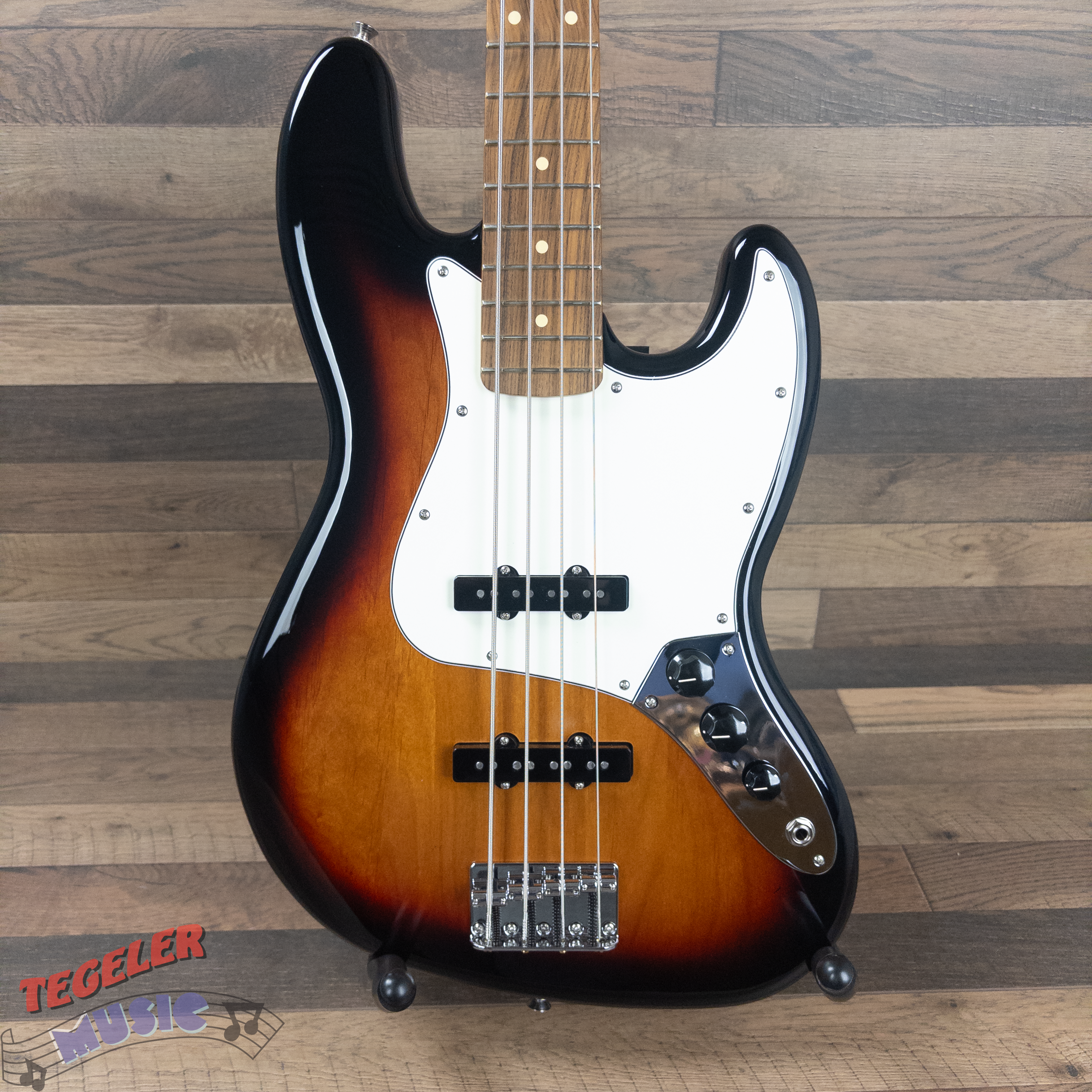 USED-Fender Player Jazz Bass Excellent Condition, 3 Tone Sunburst