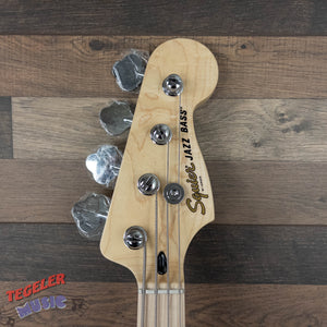 USED-Squier Affinity Series Jazz Bass Excellent Condition 3 Tone Sunburst Finish