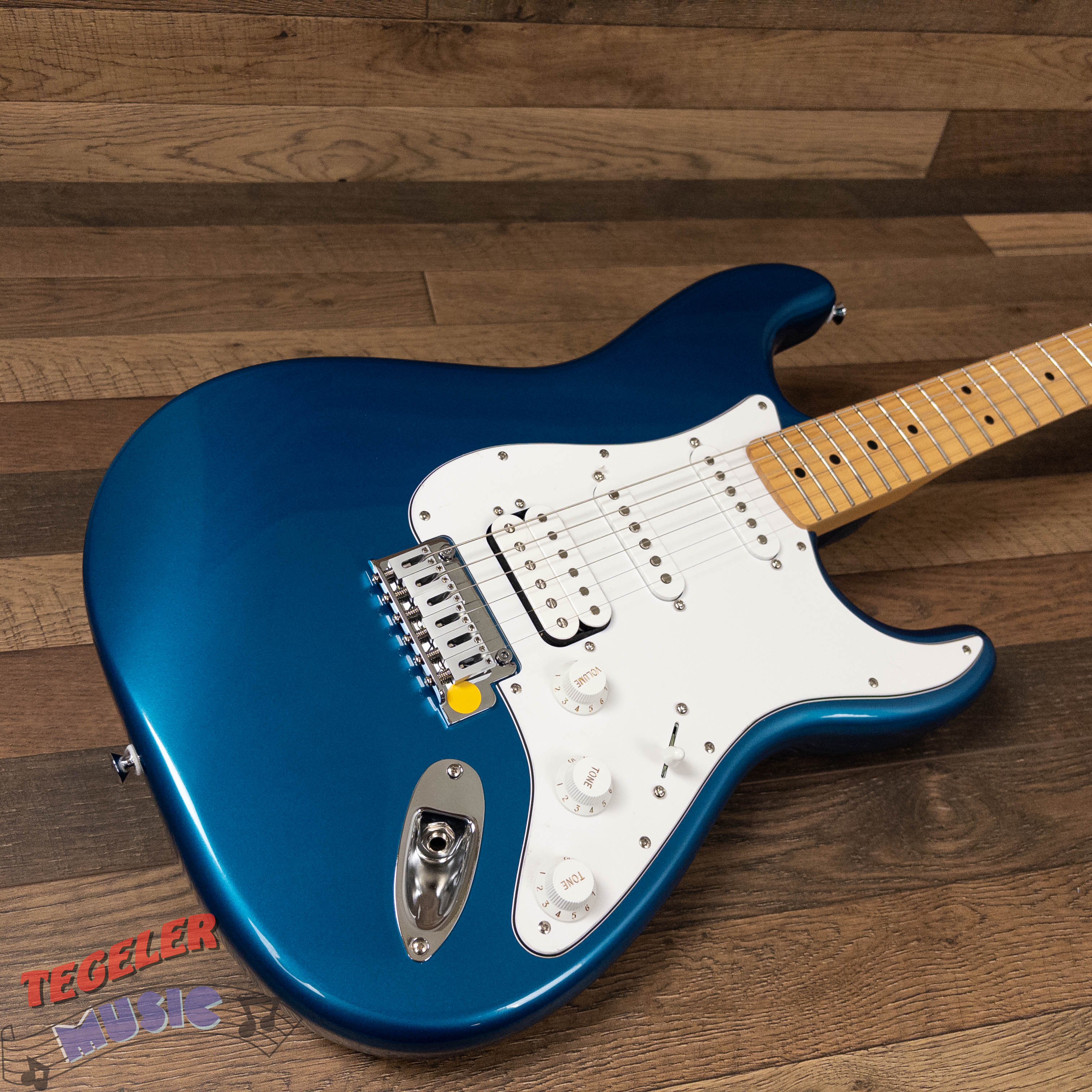 USED-Fender Standard Stratocaster HSS Pickups, Aqua Marine Metallic