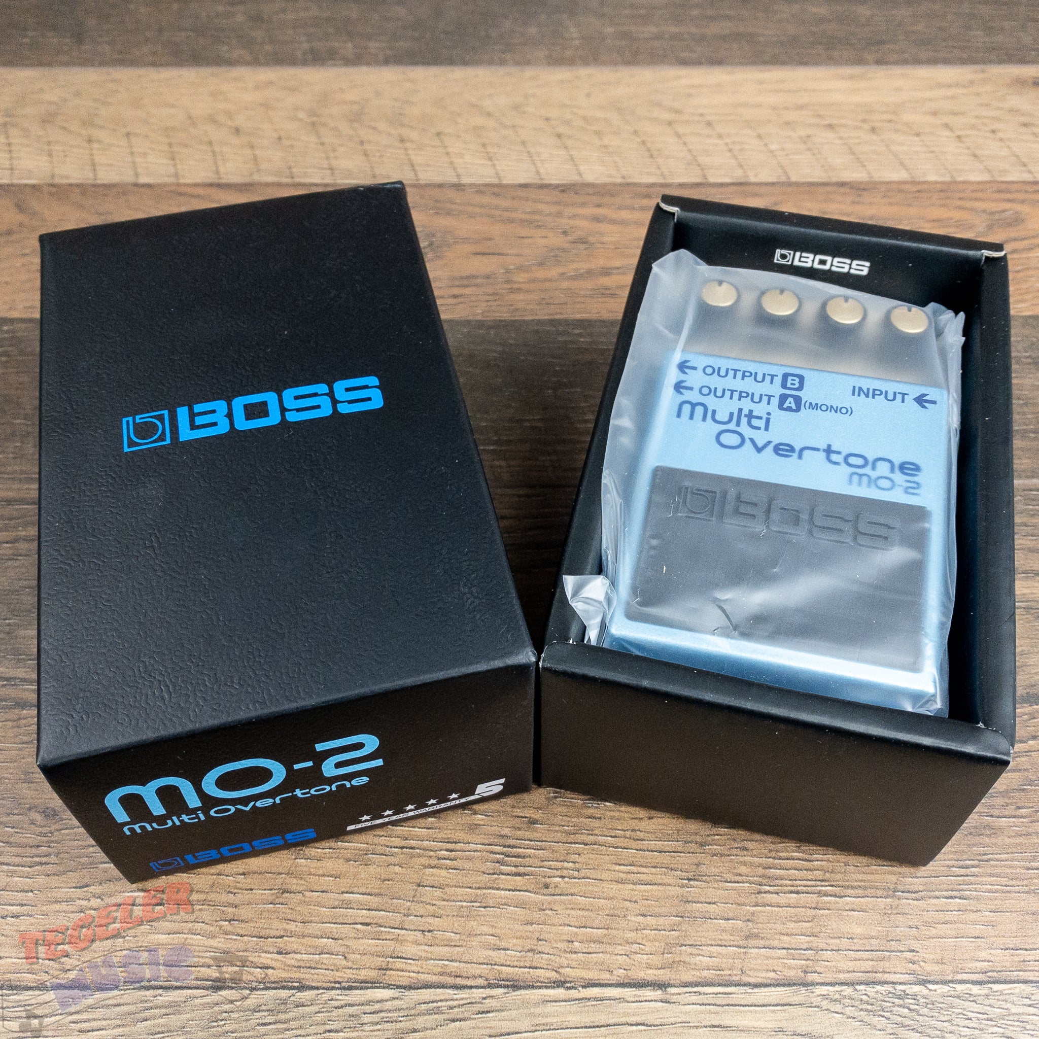 Boss MO-2 Multi Overtone Guitar Pedal