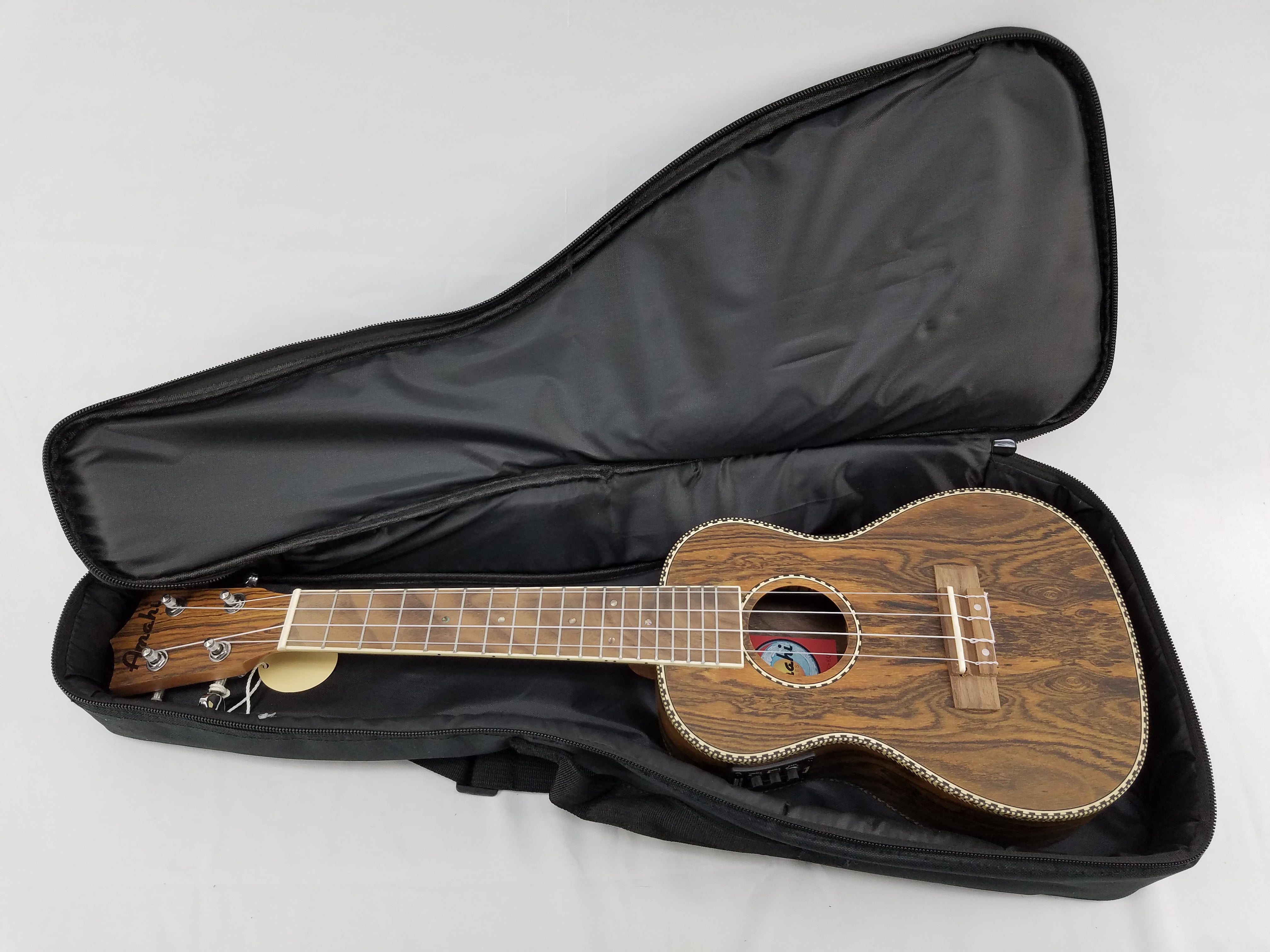 Amahi UK445C-EQ Concert Size Acoustic/Electric Ukulele w/ Built-in Tuner