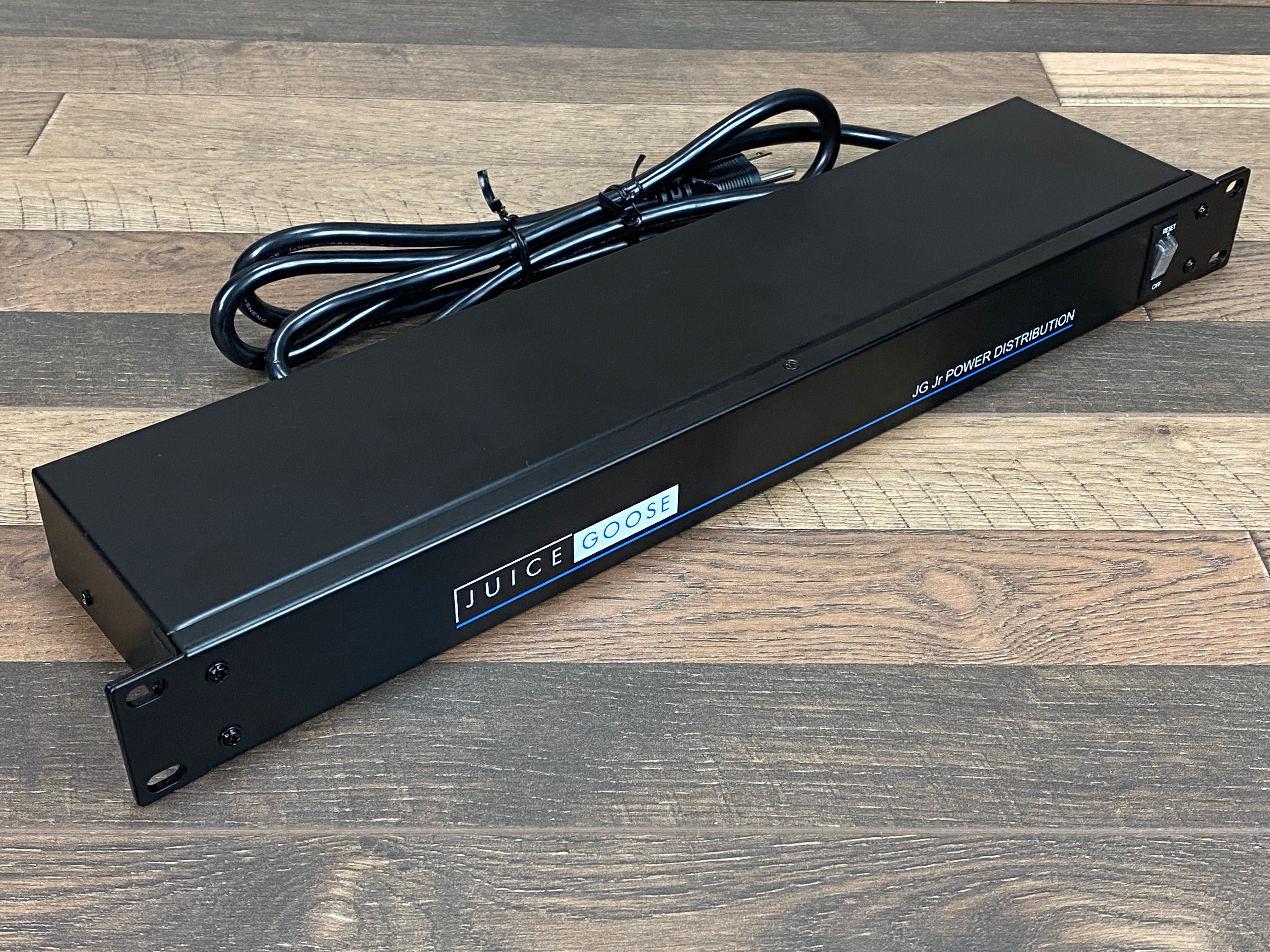 Juice Goose JG JR Rack Mount Power Distribution Center with 6 Outlets ...
