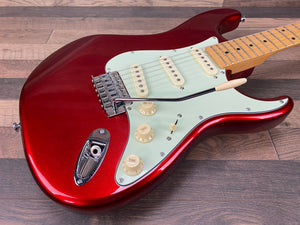 Tagima TG-530 MR-LF/MG Right Handed Strat Style Electric Guitar in Metallic Red