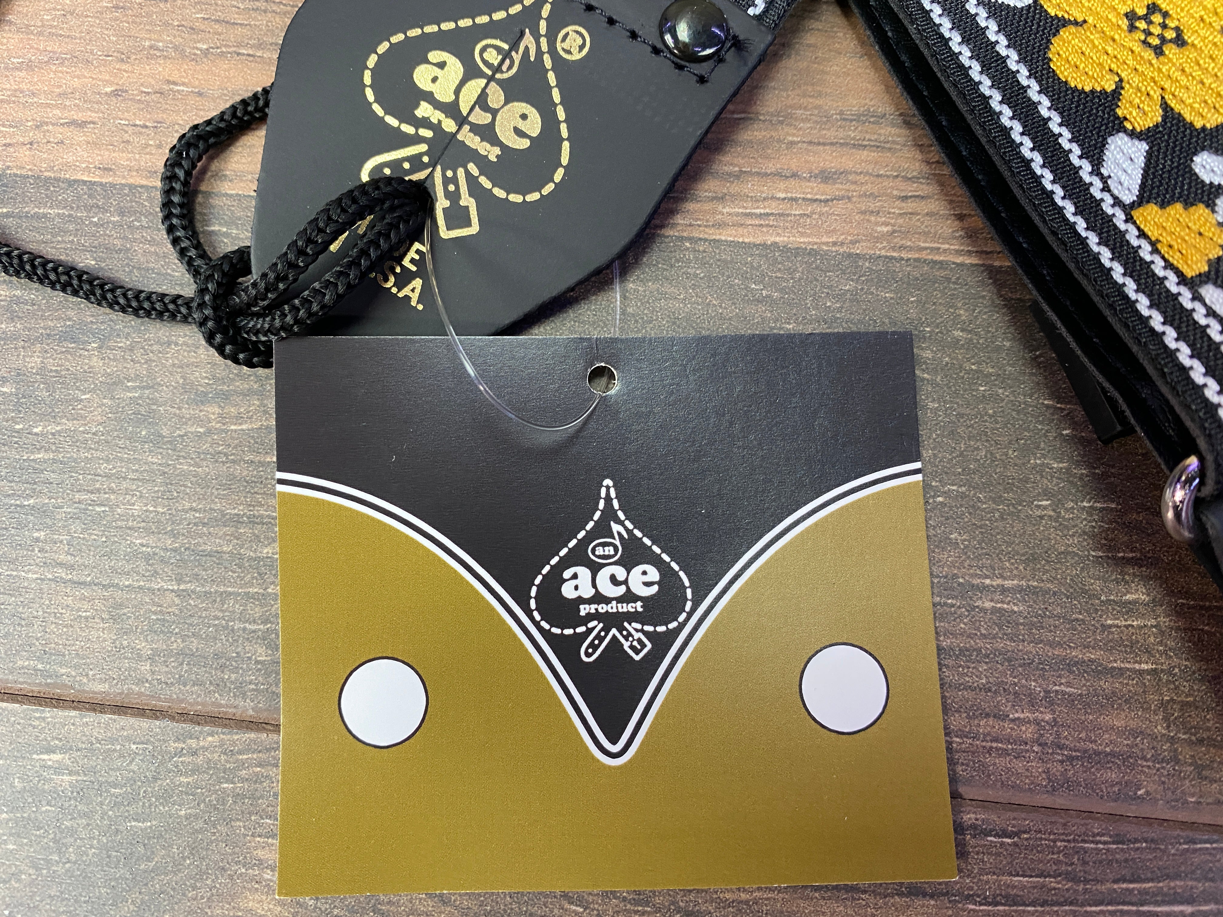 D'Andrea DN-ACE05 Reproduction of Vintage ACE branded guitar strap Yellow Flower