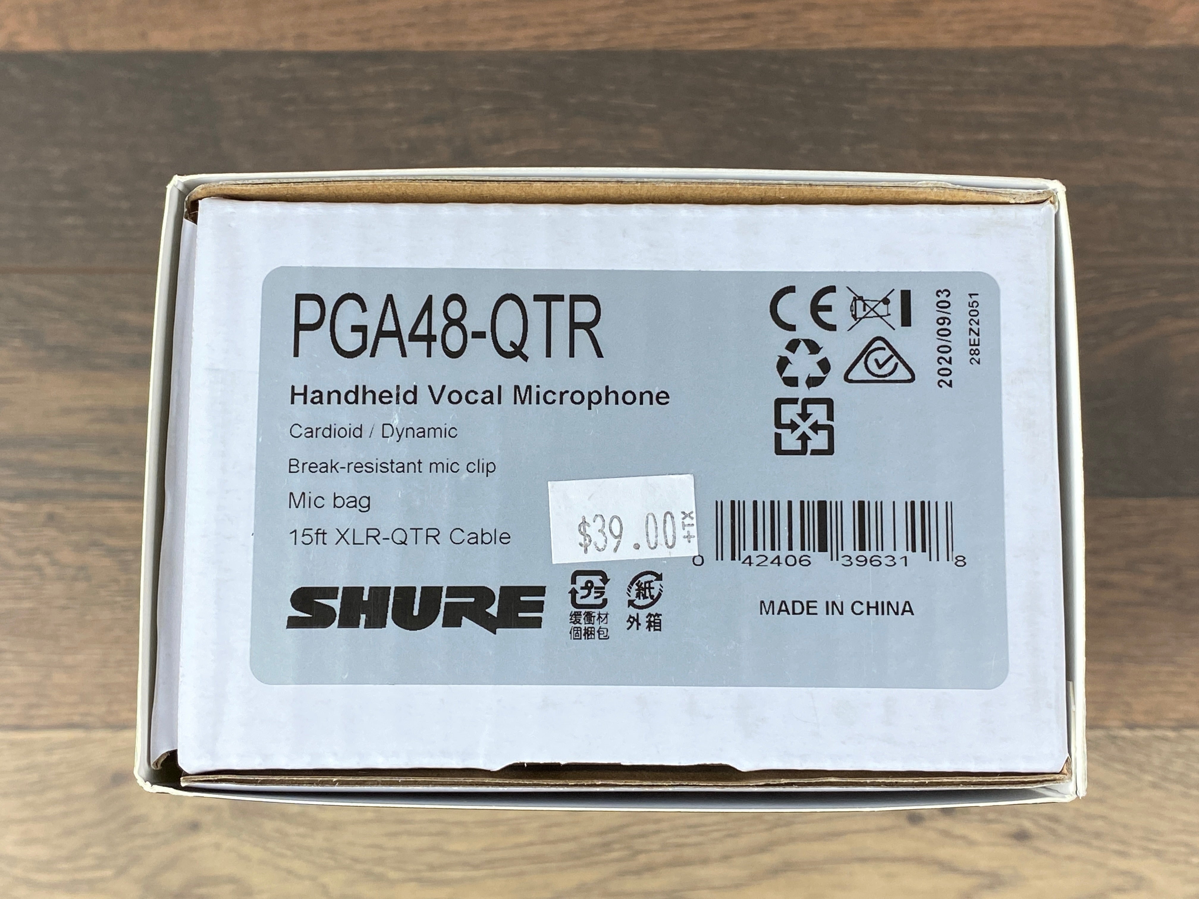 Shure PGA48-QTR Cardioid Dynamic Vocal Microphone with 15ft. XLR-QTR(1/4") Cable