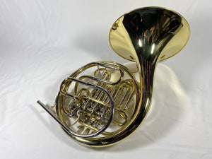 Holton H378 Intermediate Double French Horn with Lacquer Finish and Hard Case