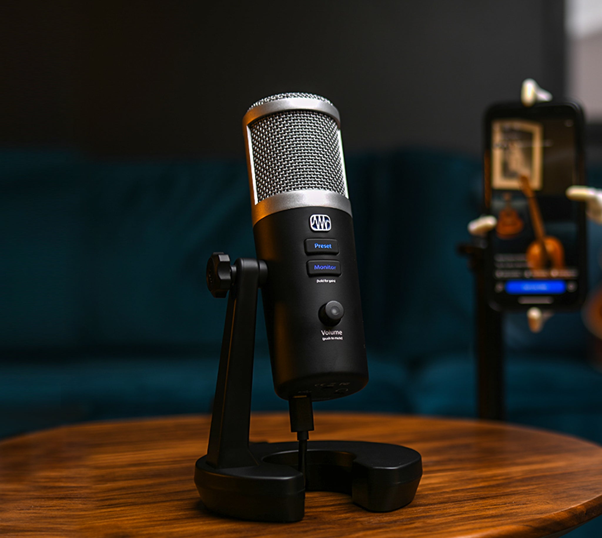 Presonus Revelator Professional USB Microphone for Podcasting, Live Streaming & More